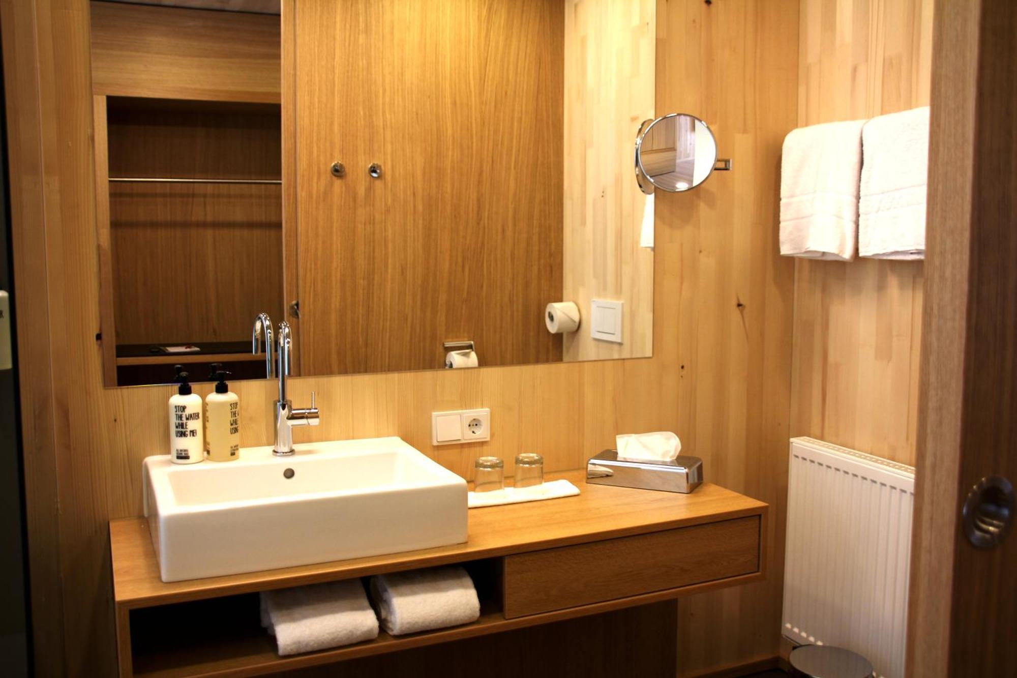 Hotel Am Garnmarkt Гётцис Номер фото